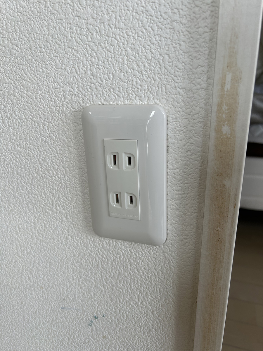 コンセント画像