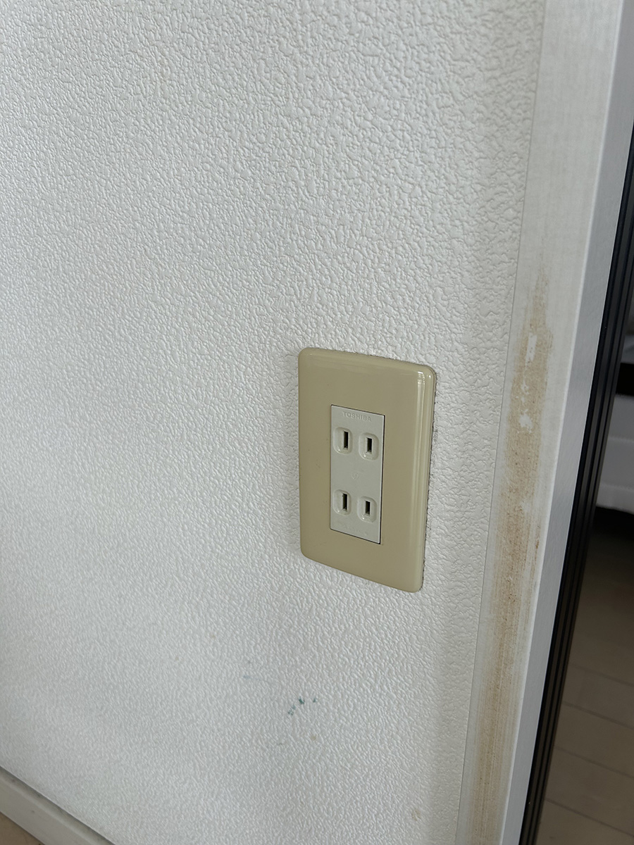 コンセント画像