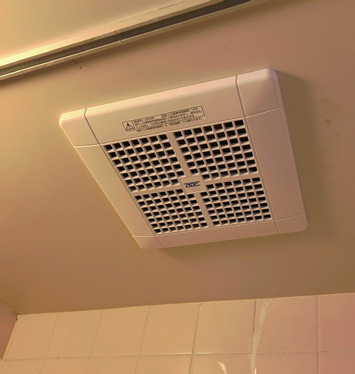 換気扇画像